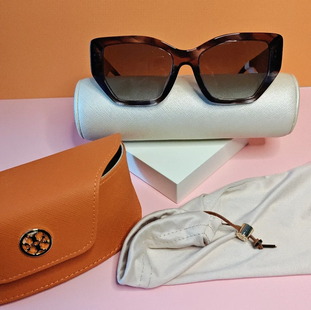 Tory Burch Black Tortoise Shell Color Sunglasses - Picture 1 of 8